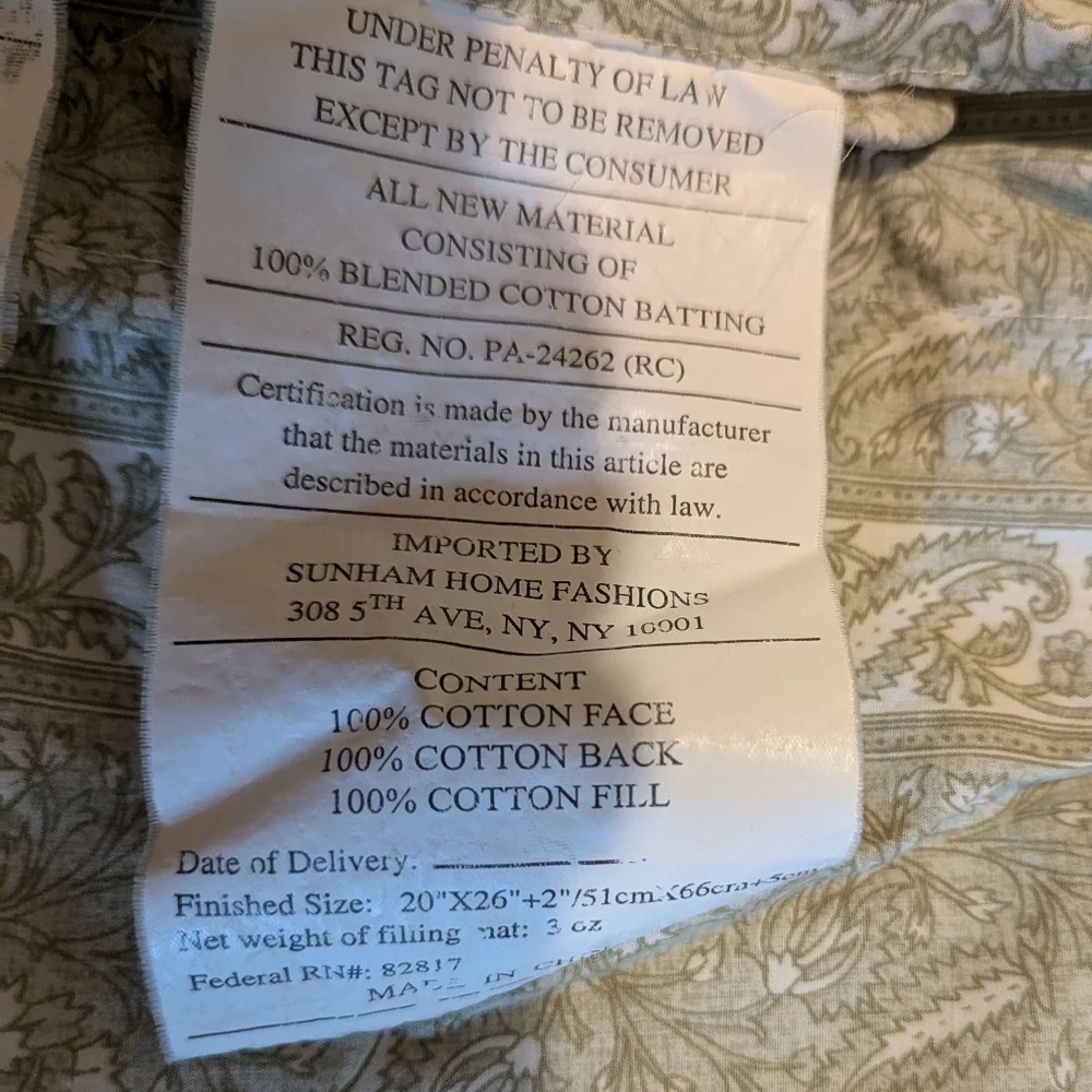 Vintage 100% cotton quilted pair of shams
